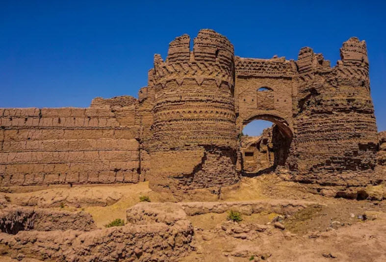 Shafiabad Carvansarai, Iran
